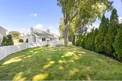 23 Zeim Dr, Clifton, NJ 07012 - Photo 5