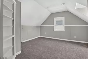 16 Oakwood Pl, North Brunswick Township, NJ 08902 - Photo 17