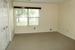 124 Winchester Way, Franklin Township, NJ 08873 - Photo 7