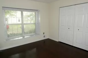 124 Winchester Way, Franklin Township, NJ 08873 - Photo 9