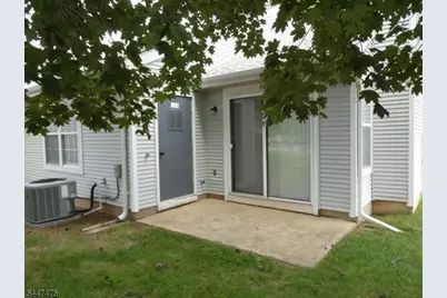 124 Winchester Way, Franklin Township, NJ 08873 - Photo 13