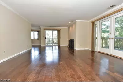 606 Skyline Dr, Haledon, NJ 07508 - Photo 5