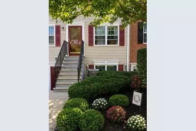 54 Yancy Dr #54, Newark, NJ 07103 - Photo 1