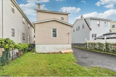 1445 Hiawatha Avenue, Hillside, NJ 07205 - Photo 27