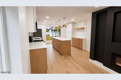 290 S 20th St, Newark, NJ 07103 - Photo 15