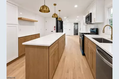 290 S 20th St, Newark, NJ 07103 - Photo 1