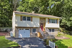 25 Elm Tree Rd, Vernon, NJ 07422 - Photo 1