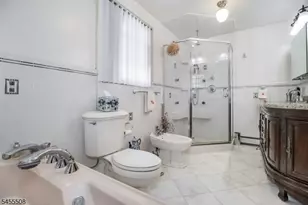 2 Waterway Rd, Wayne, NJ 07470 - Photo 17