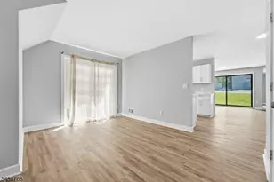 1513 Spruce Hills Dr, Glen Gardner, NJ 08826 - Photo 3