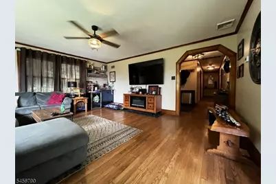 37 Central School Rd, Wantage, NJ 07461 - Photo 5