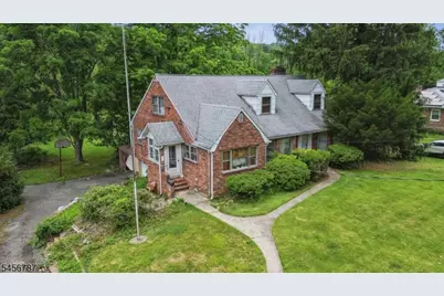321 Saint Cloud Ave, West Orange Township, NJ 07052 - Photo 1