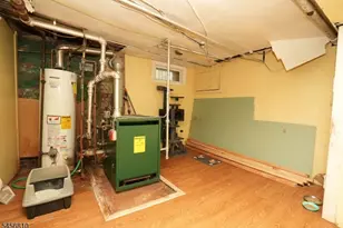 55 Winthrop St, Newark, NJ 07104 - Photo 17