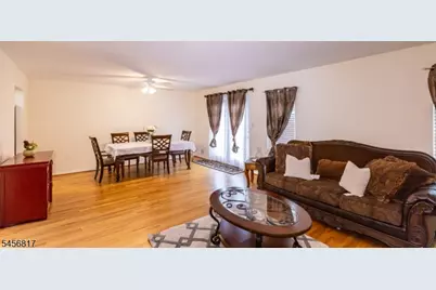 17 Heritage Ct, Ewing Township, NJ 08628 - Photo 13