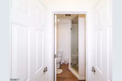 17 Heritage Ct, Ewing Township, NJ 08628 - Photo 33