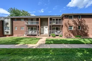18 Deanna Dr, Hillsborough Township, NJ 08844 - Photo 1