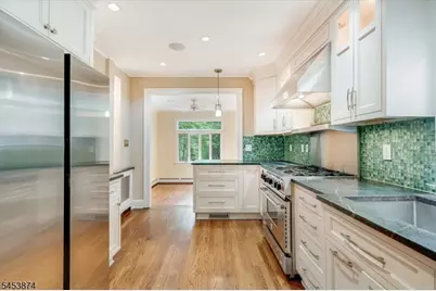 22 Shadyside Ave, Summit, NJ 07901 - Photo 11