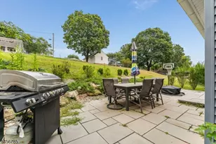 169 Leigh St, Clinton, NJ 08809 - Photo 21