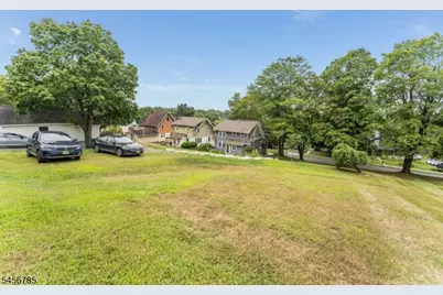 169 Leigh St, Clinton, NJ 08809 - Photo 27
