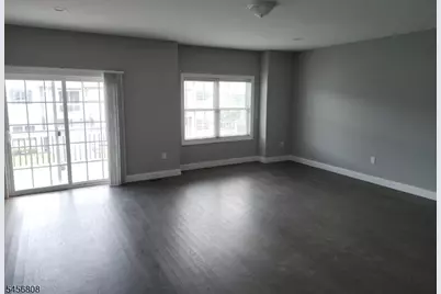 65 Halina Ln, Butler, NJ 07405 - Photo 9