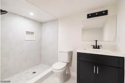 217 E Clay Ave, Roselle Park, NJ 07204 - Photo 35