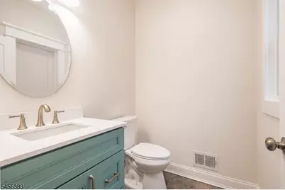 217 E Clay Ave, Roselle Park, NJ 07204 - Photo 17