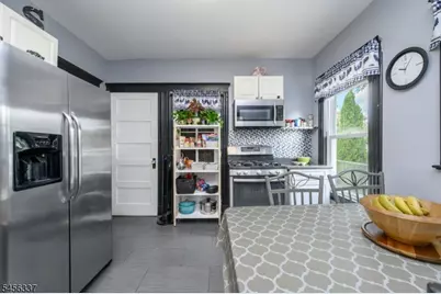 115 E 6th Ave, Roselle, NJ 07203 - Photo 11