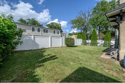 115 E 6th Ave, Roselle, NJ 07203 - Photo 37