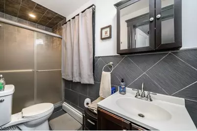115 E 6th Ave, Roselle, NJ 07203 - Photo 13