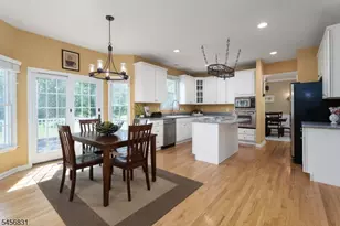 2 Aronimink Ct, Montgomery Township, NJ 08558 - Photo 11