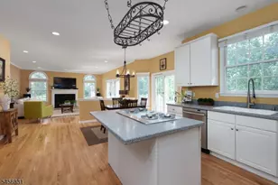2 Aronimink Ct, Montgomery Township, NJ 08558 - Photo 13