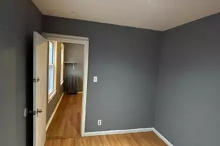 28 Leslie Pl, Irvington, NJ 07111 - Photo 13