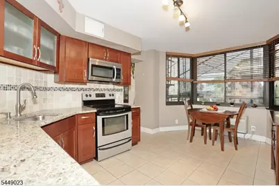316 Prospect Ave #4K, Hackensack, NJ 07601 - Photo 15