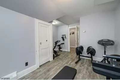 25 Comfort Pl, Clifton, NJ 07011 - Photo 25