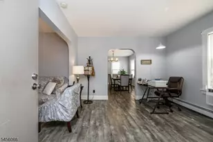 25 Comfort Pl, Clifton, NJ 07011 - Photo 5