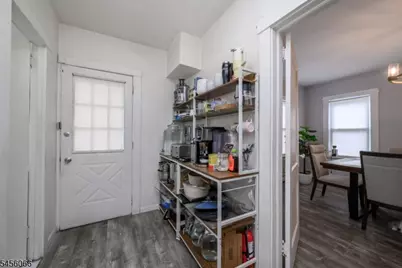 25 Comfort Pl, Clifton, NJ 07011 - Photo 15