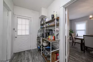 25 Comfort Pl, Clifton, NJ 07011 - Photo 15
