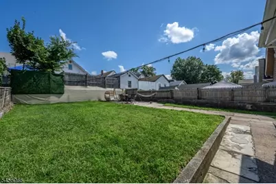 25 Comfort Pl, Clifton, NJ 07011 - Photo 31