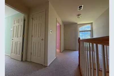 117 Crown Ct, Livingston, NJ 07039 - Photo 7