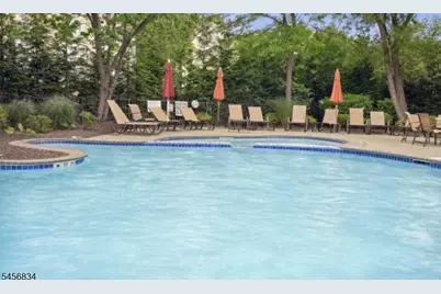 117 Crown Ct, Livingston, NJ 07039 - Photo 19