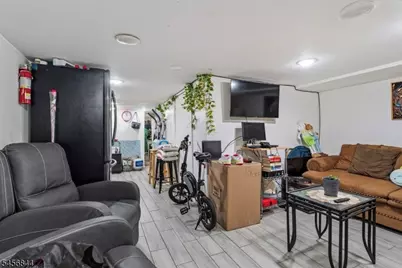 11 Tichenor Ter, Irvington, NJ 07111 - Photo 17