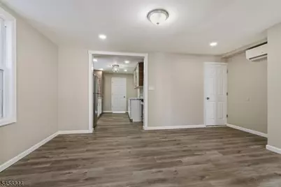 11 Tichenor Ter, Irvington, NJ 07111 - Photo 3