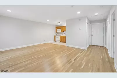 53-55 Broadway #D, Park Ridge, NJ 07656 - Photo 5
