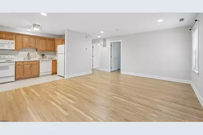 53-55 Broadway #D, Park Ridge, NJ 07656 - Photo 9