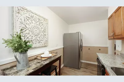32A W Roselle Ave #32A, Roselle Park, NJ 07204 - Photo 11