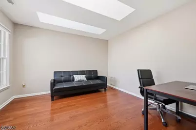 410 Ferncrest Ct, Readington, NJ 08887 - Photo 19
