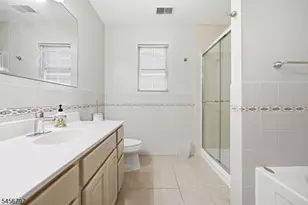 242 Hiawatha Blvd, Parsippany, NJ 07034 - Photo 19