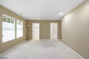 242 Hiawatha Blvd, Parsippany, NJ 07034 - Photo 15