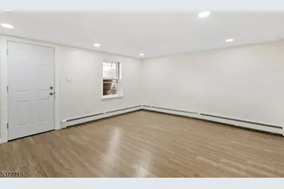 86 Farnham Ave, Garfield, NJ 07026 - Photo 17