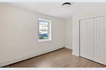 86 Farnham Ave, Garfield, NJ 07026 - Photo 11
