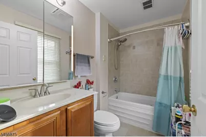 279 Nathan Ct, Aberdeen Township, NJ 07721 - Photo 15